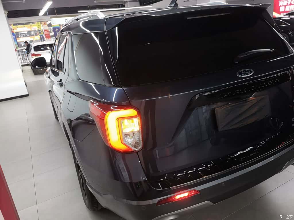 Ford Explorer, 2021 23