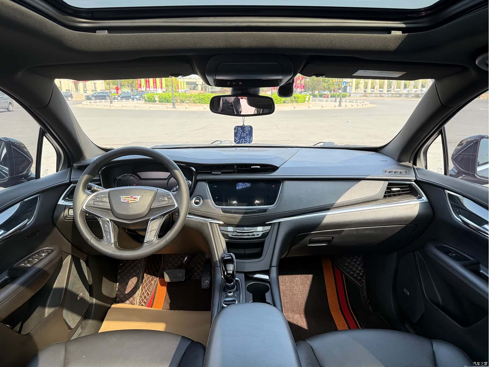 Cadillac XT5, 2021 все фото