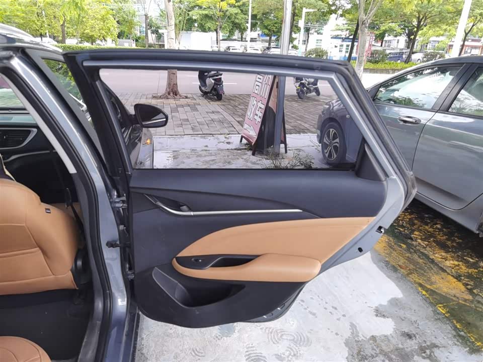 Buick Yuelang Buick Yuelang