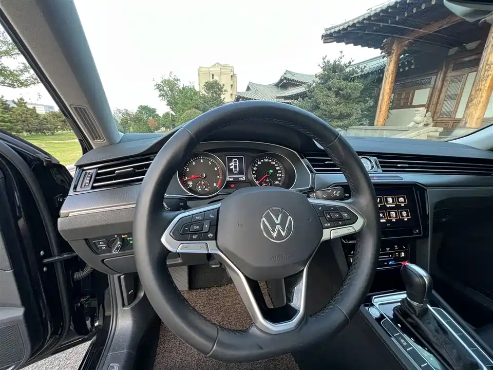 Volkswagen Magotan