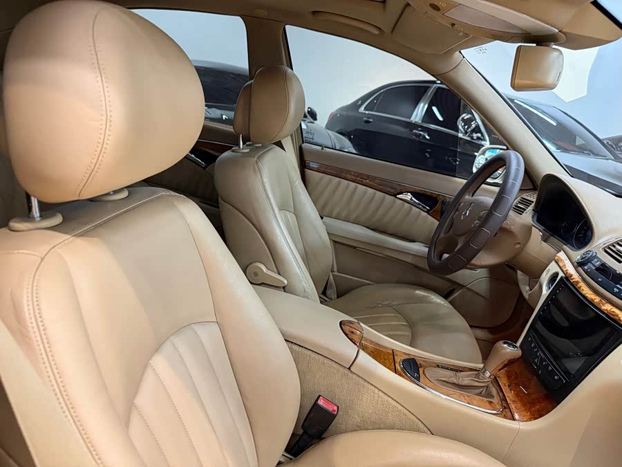 Mercedes-Benz E-Class 2008, фото 19
