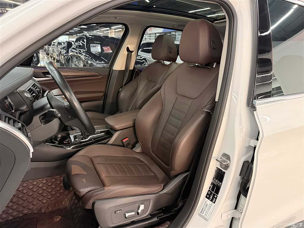 BMW X3, 2019 все фото