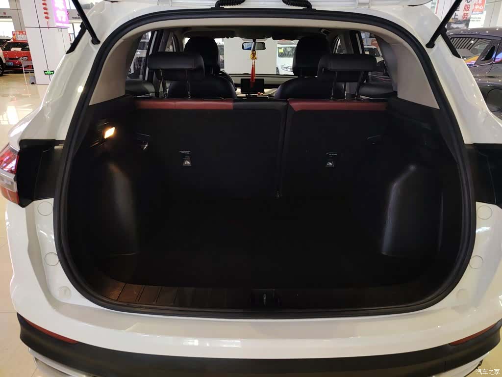 Geely Coolray, 2020 19