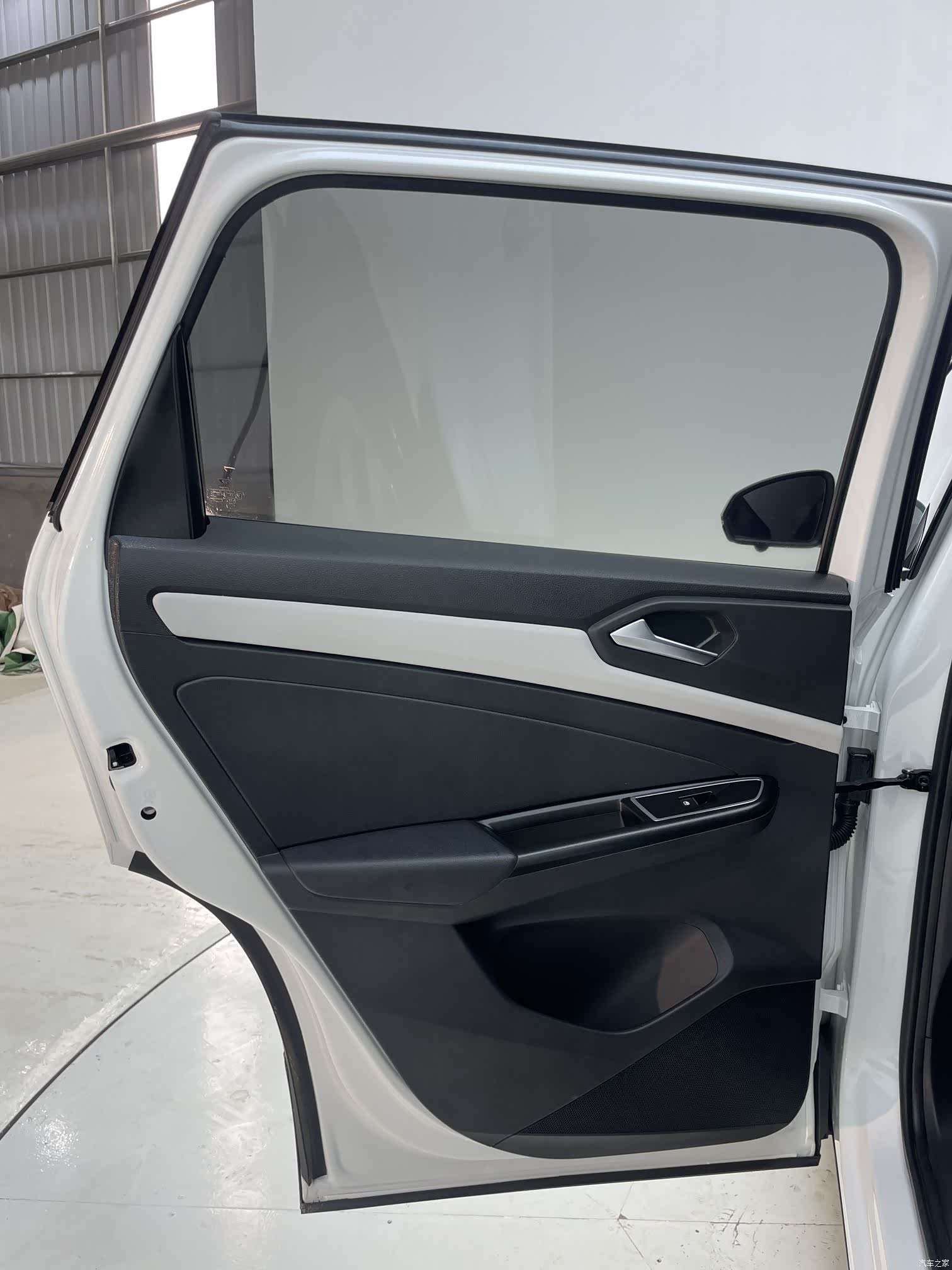 Volkswagen VS5, 2023 13