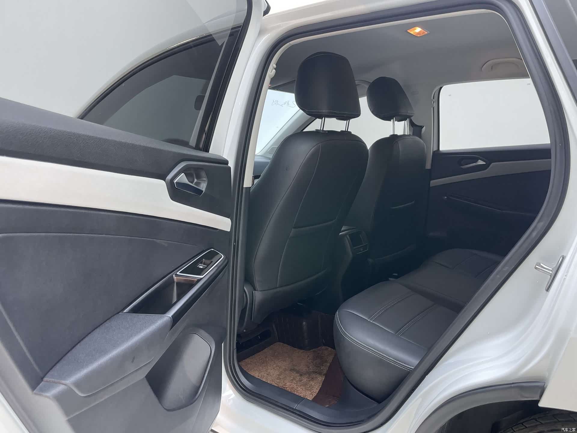 Volkswagen VS5, 2023 14