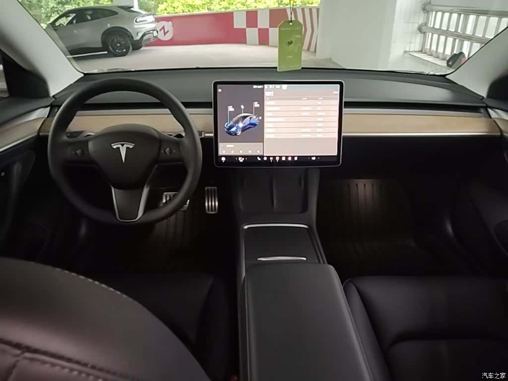 Tesla Model 3, 2021 10