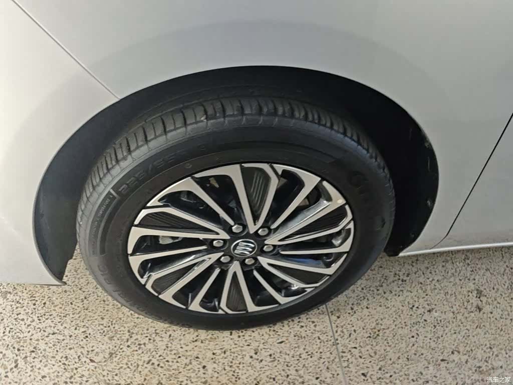 Buick GL8, 2025 23
