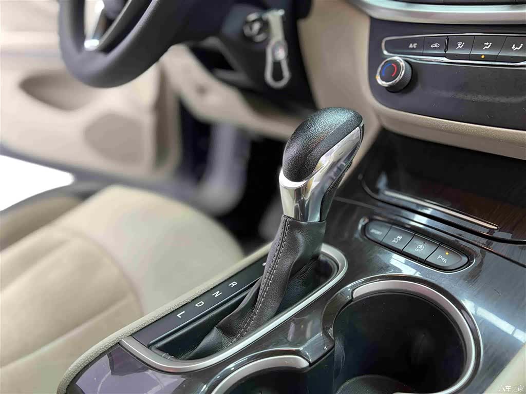 Buick Verano, 2018 13