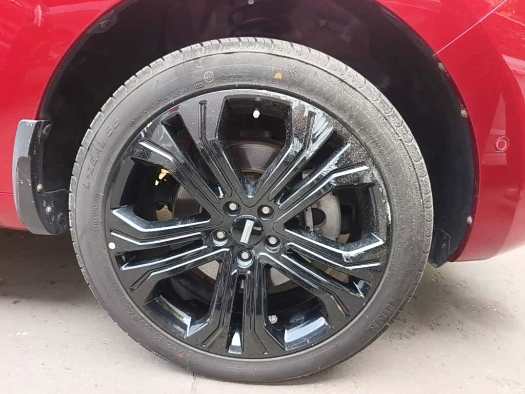 WEY VV5, 2018 14