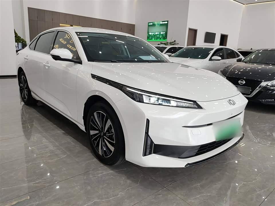 Changan A05