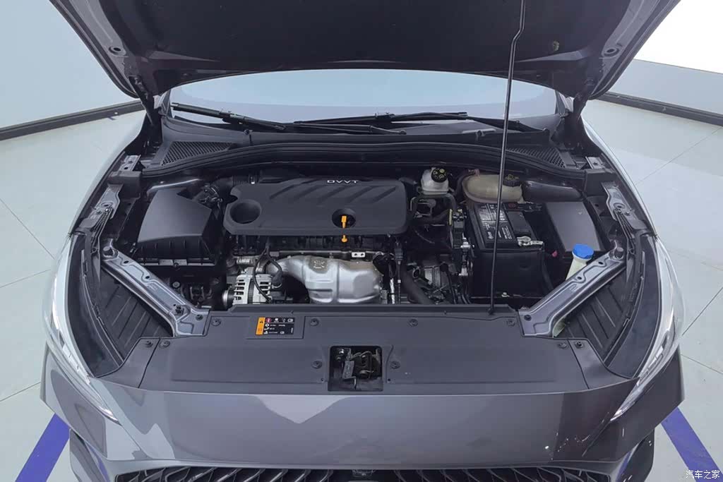 MG MG5, 2022 10