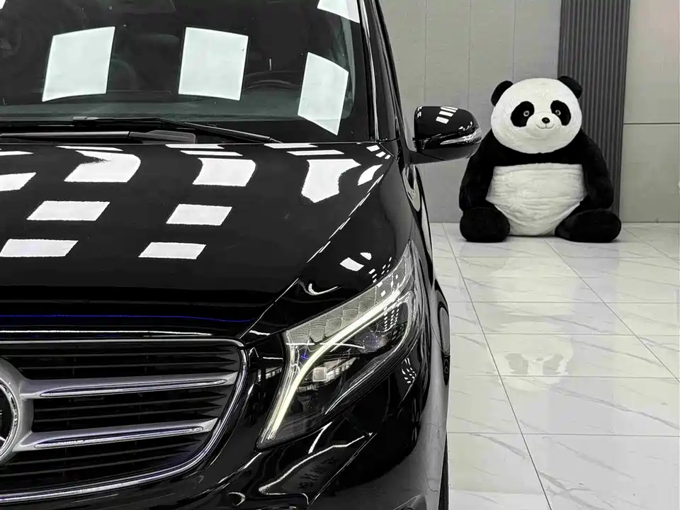 Mercedes-Benz V-class