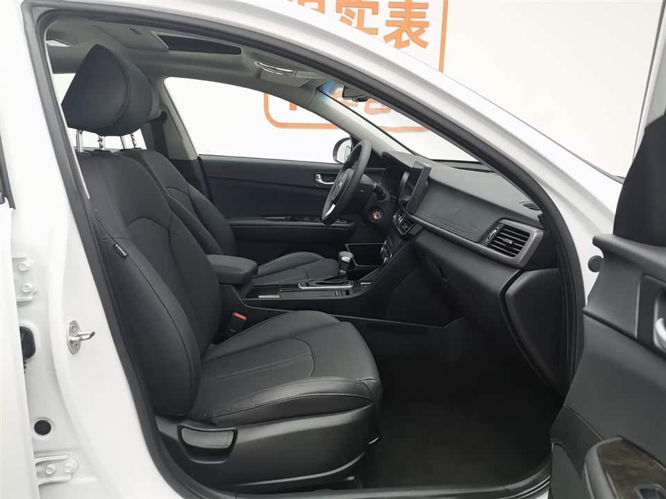 Kia K5 Kia K5