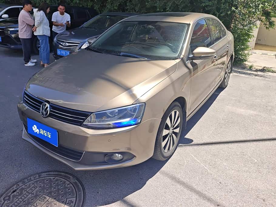 Volkswagen Sagitar