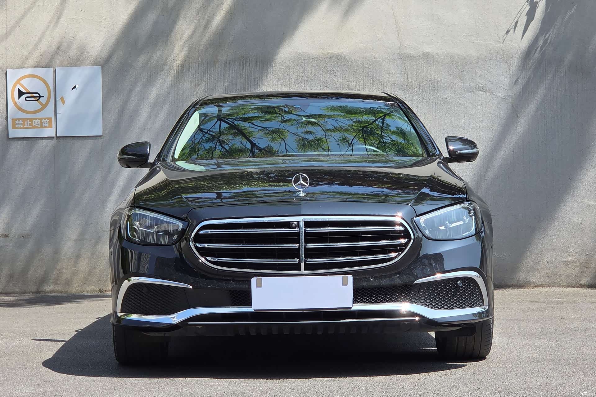 Mercedes-Benz E-Class, 2023 2