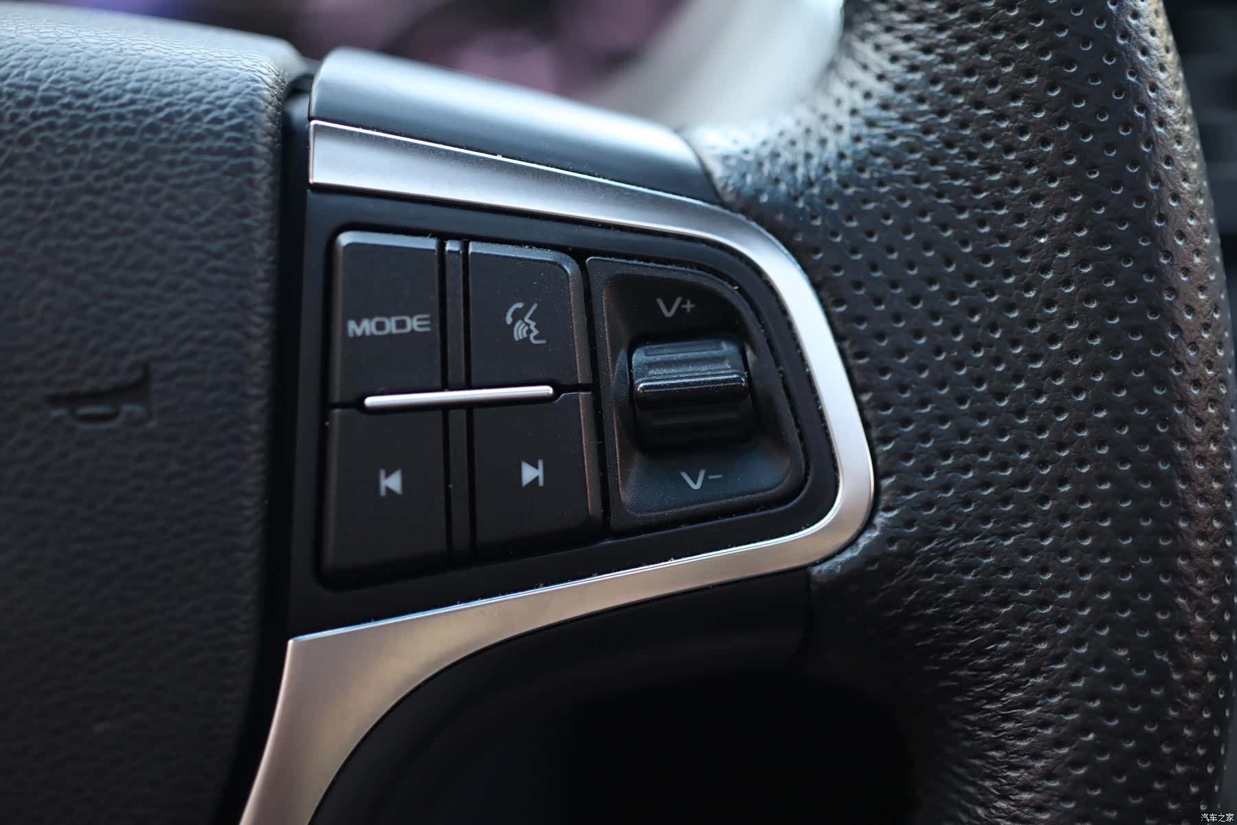 Geely Emgrand, 2019 11