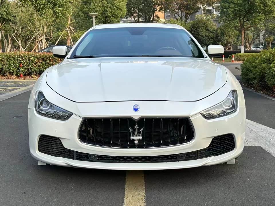 Maserati Ghibli Maserati Ghibli