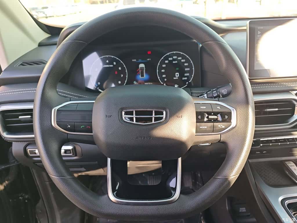Geely Haoyue, 2022 7