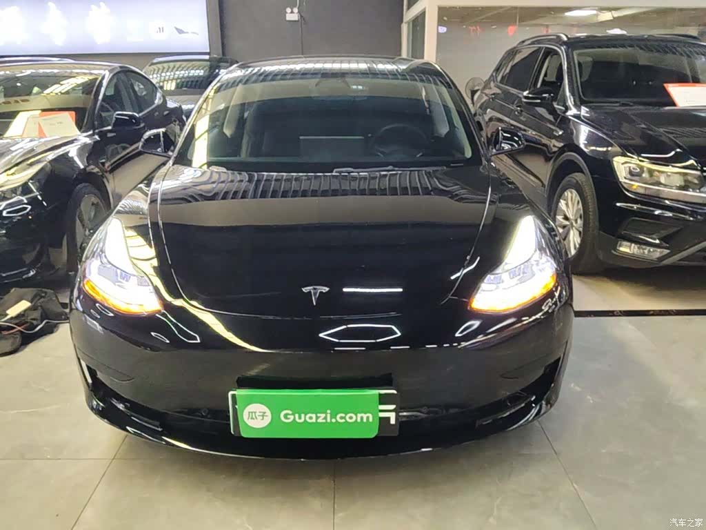 Tesla Model 3, 2023 3
