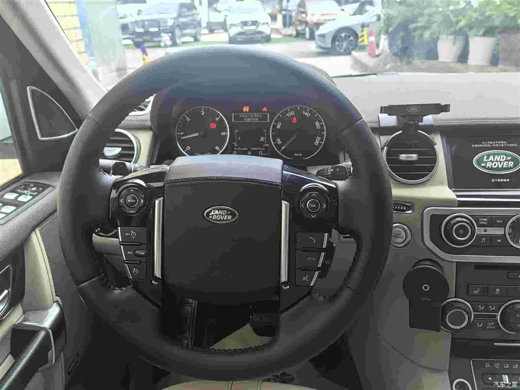 Land Rover Discovery, 2014 9