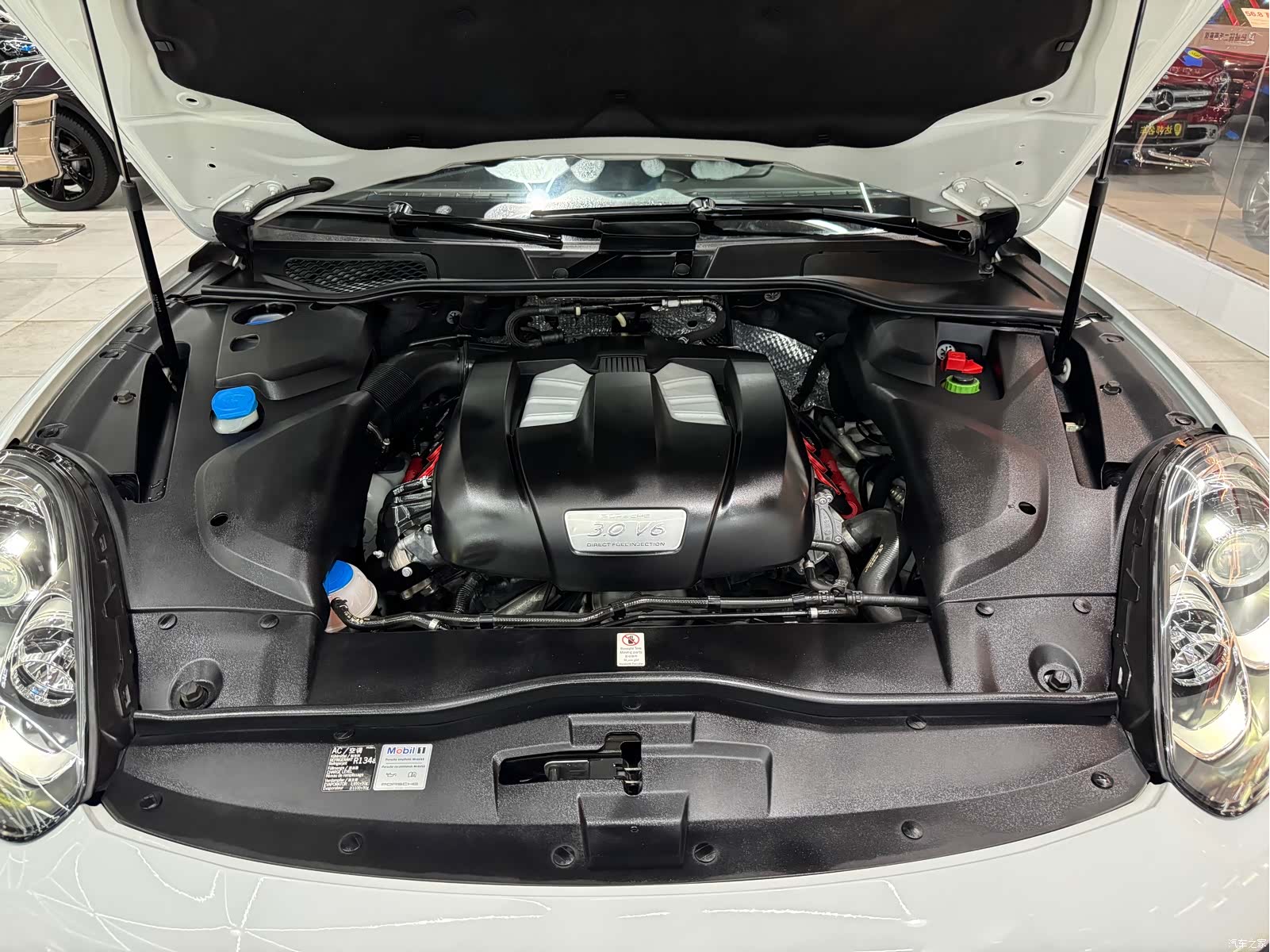 Porsche Cayenne, 2015 12