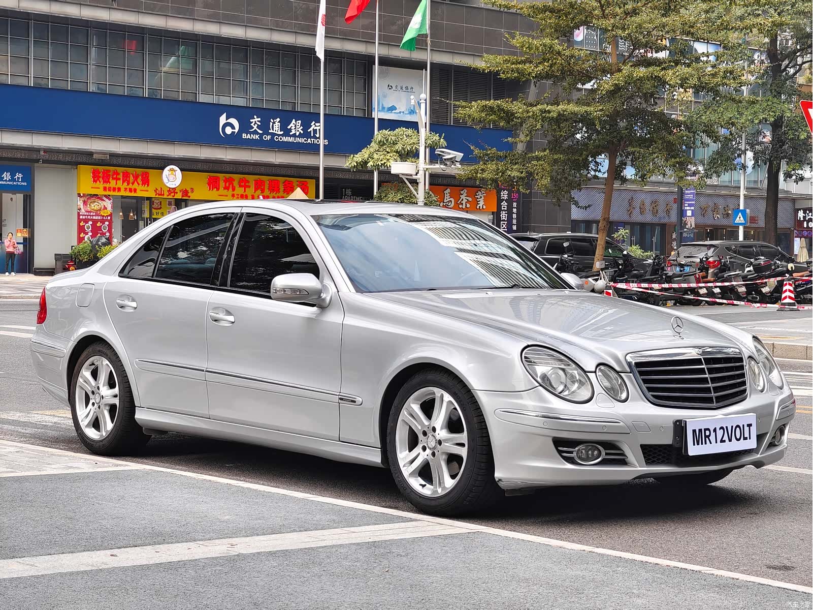 Mercedes-Benz E-Class, 2009 3