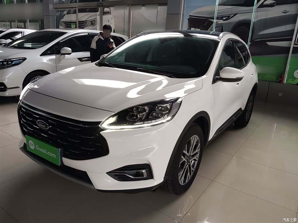 Ford Escape, 2023 1