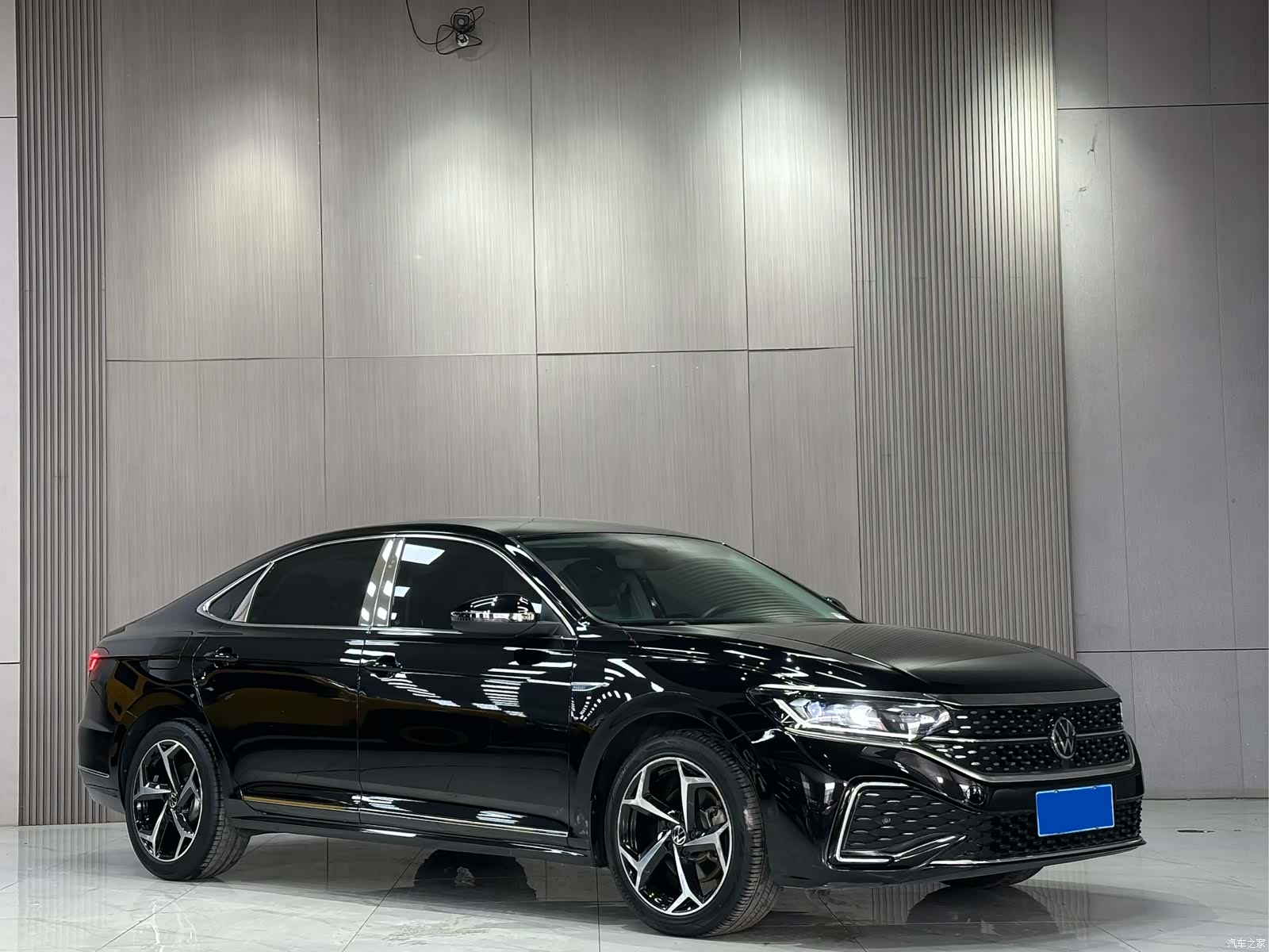 Volkswagen Passat, 2024 2