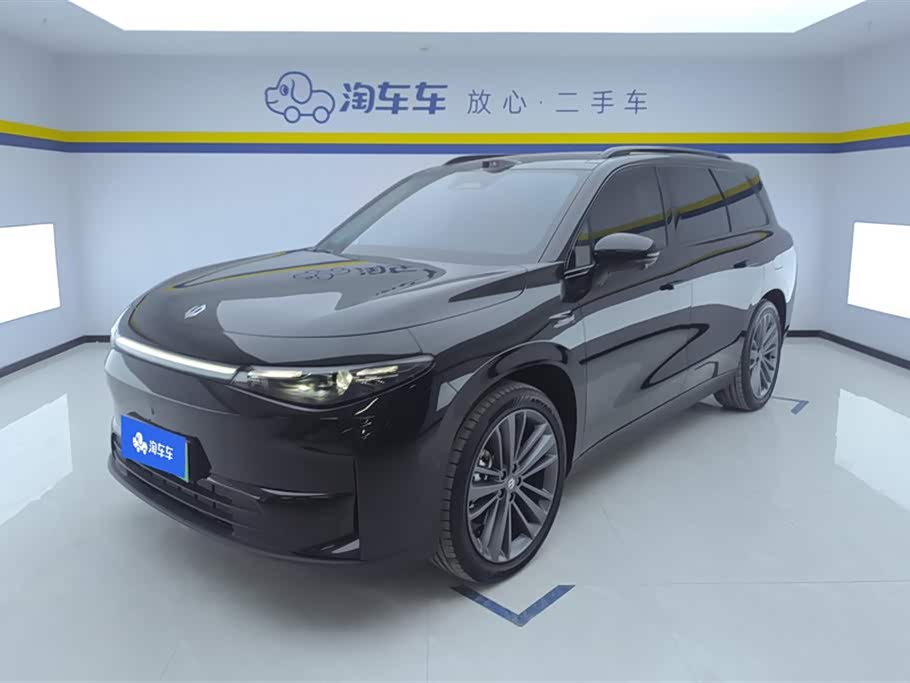 Leapmotor C16