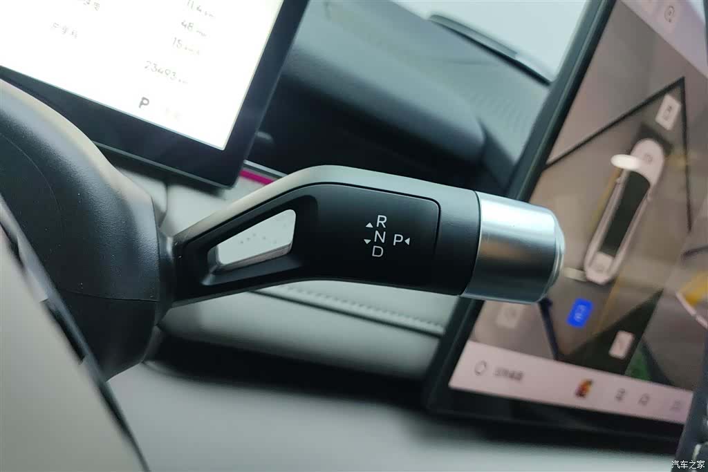 Geely 8, 2025 16