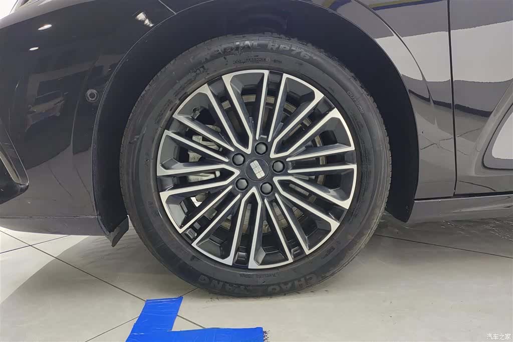 Geely 8, 2025 6