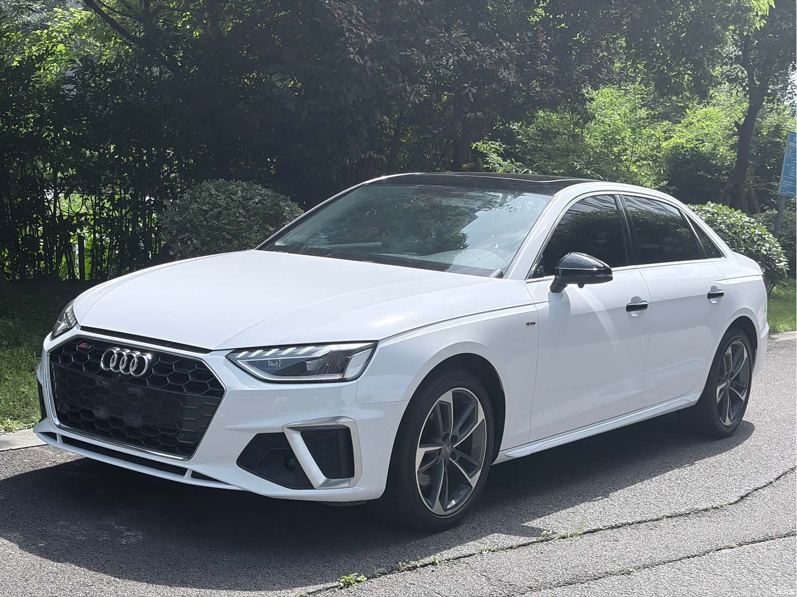 Audi A4L, 2020 1