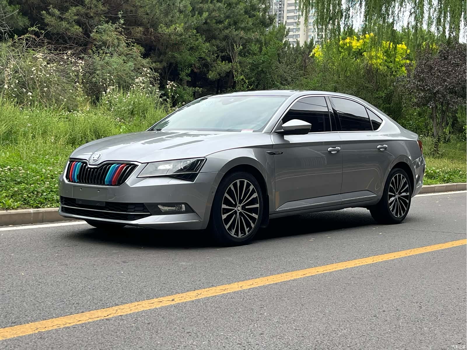 Skoda Superb, 2015 1