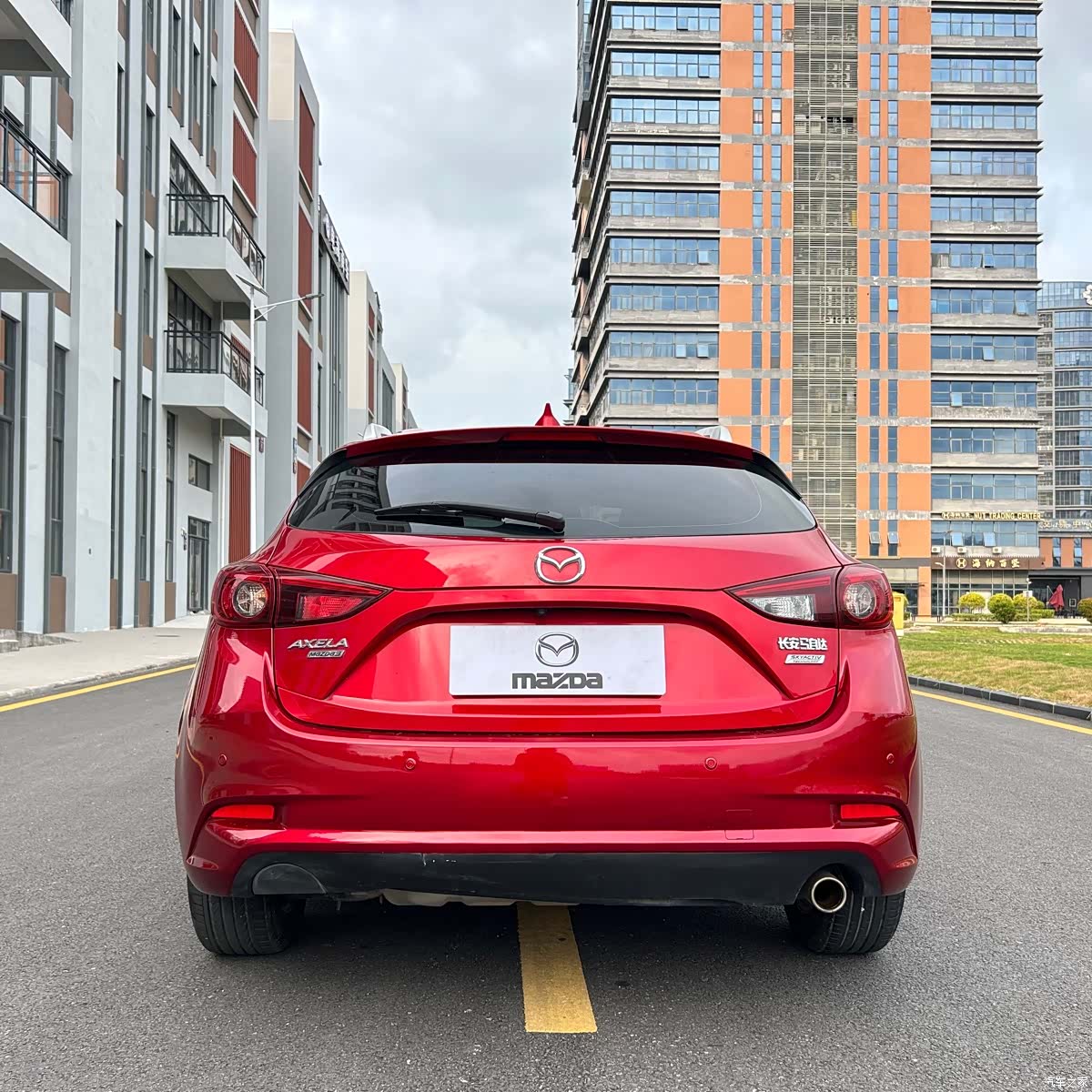 Mazda Mazda3, 2017 8