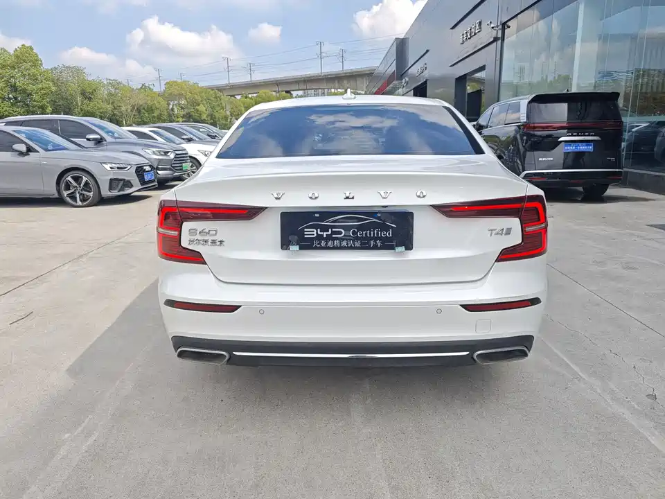 Volvo S60