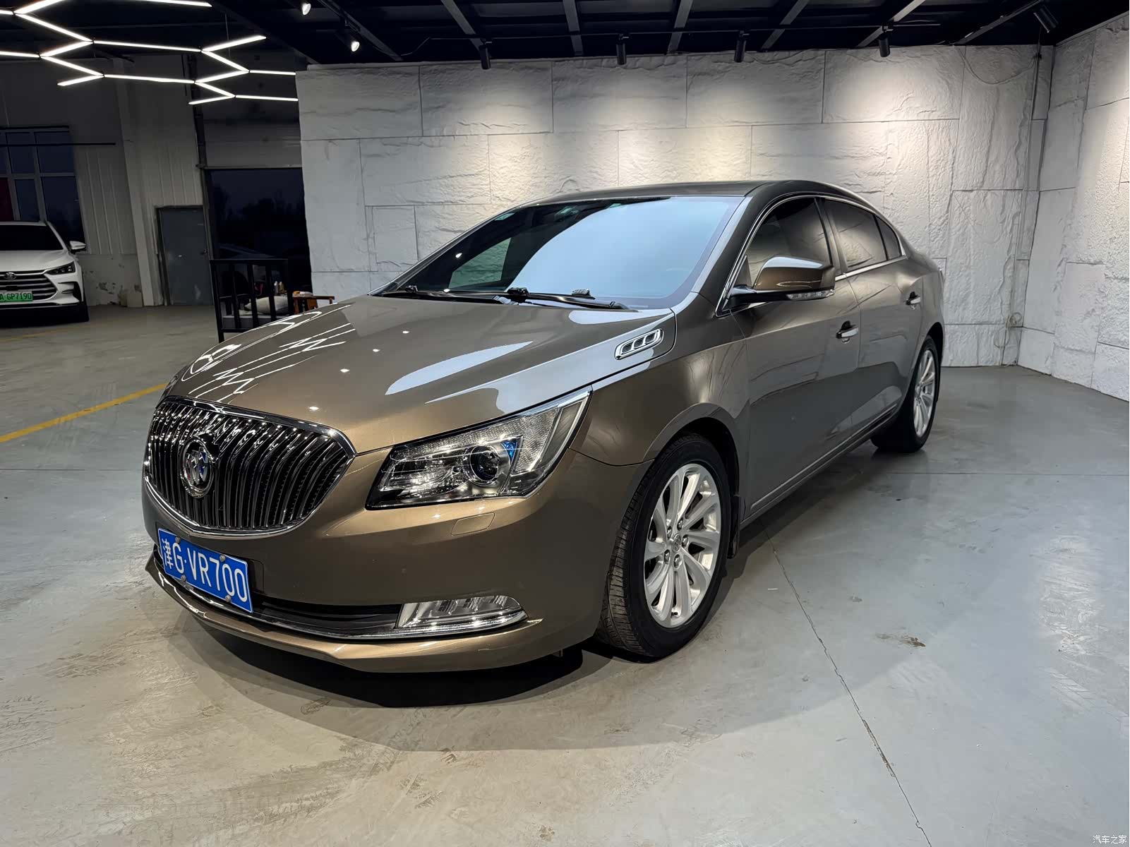 Buick LaCrosse, 2015 1