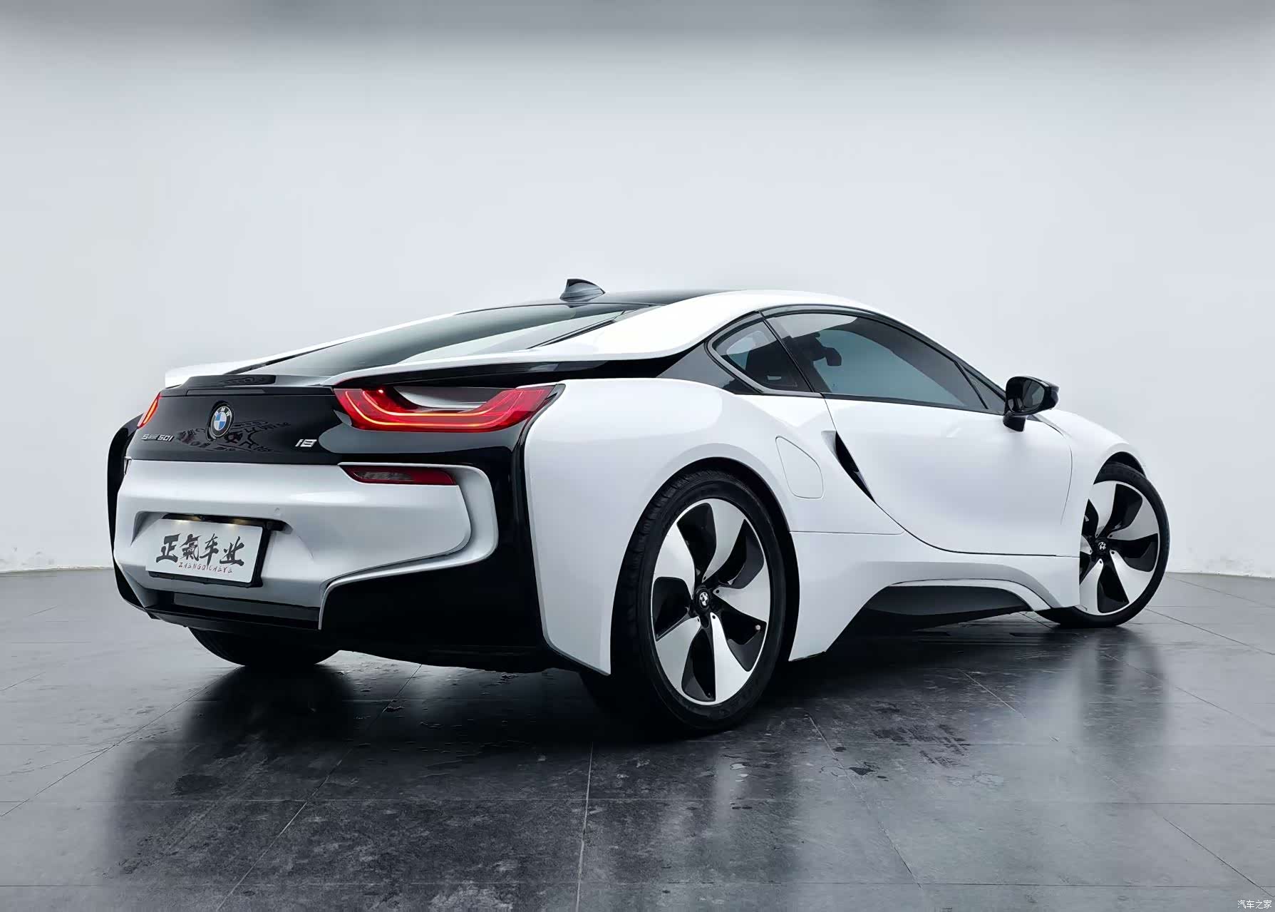 BMW i8, 2017 21