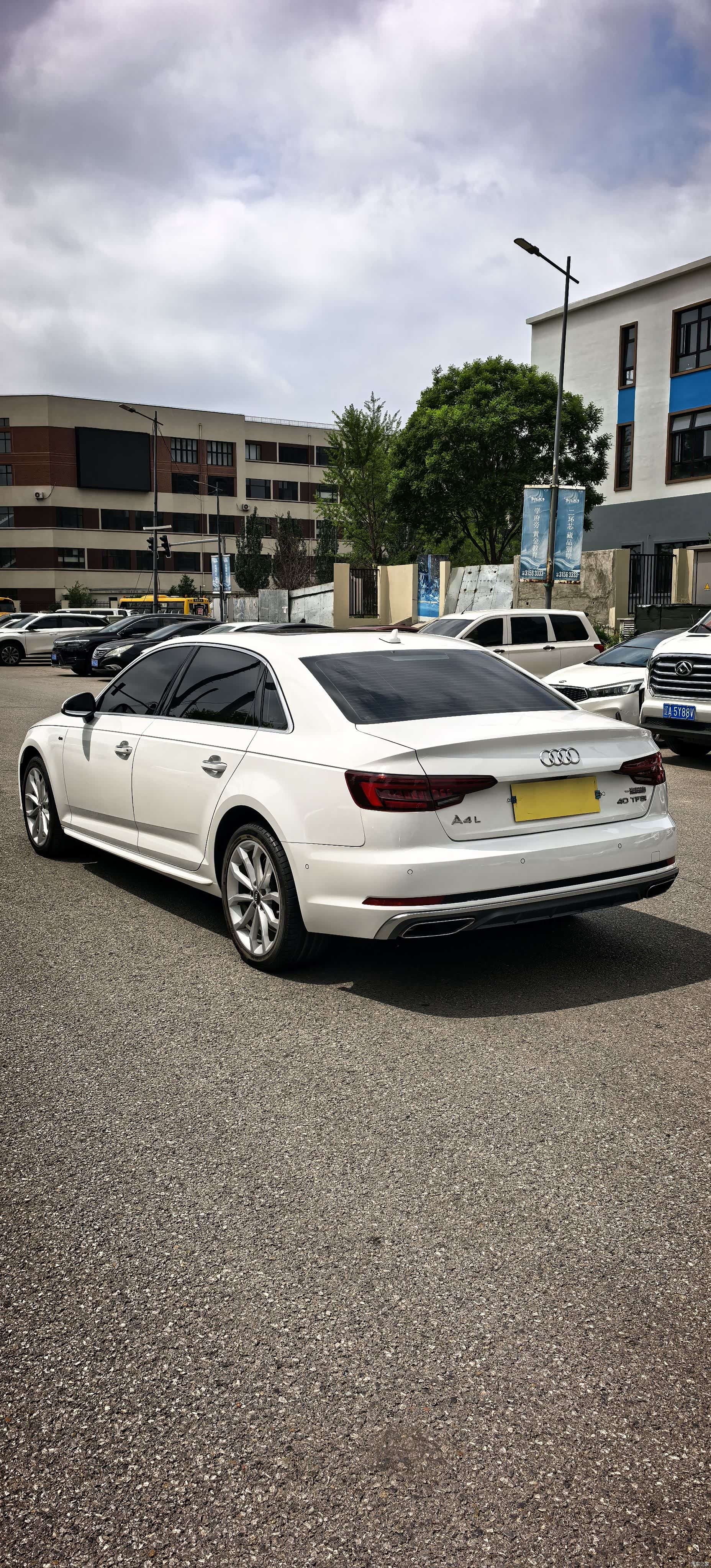 Audi A4L, 2020 11