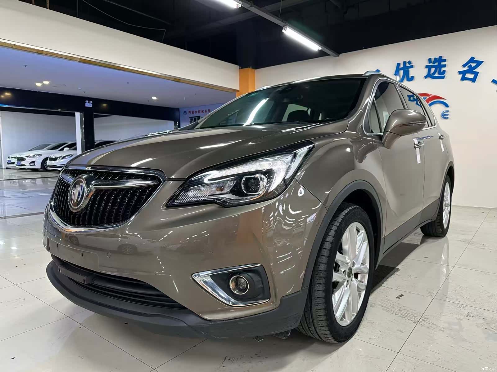 Buick Envision Plus, 2018 1