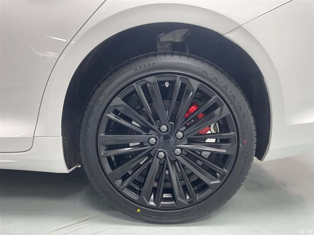 Geely Preface, 2025 19