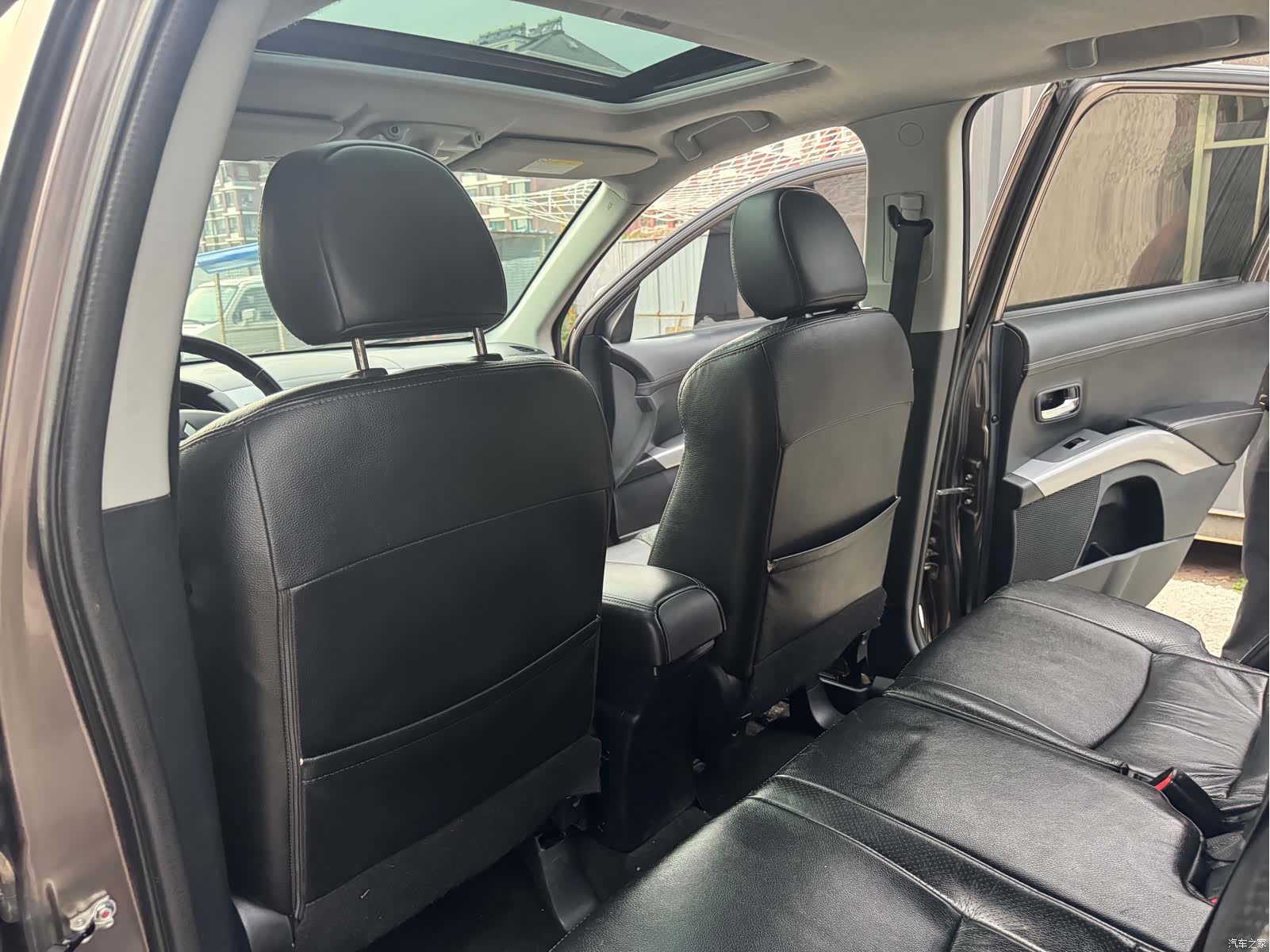 Mitsubishi Outlander, 2012 8
