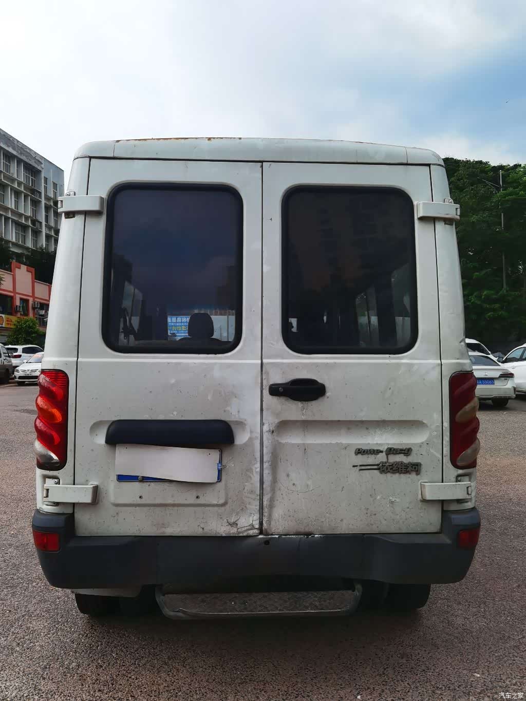 Iveco A37, 2016 все фото