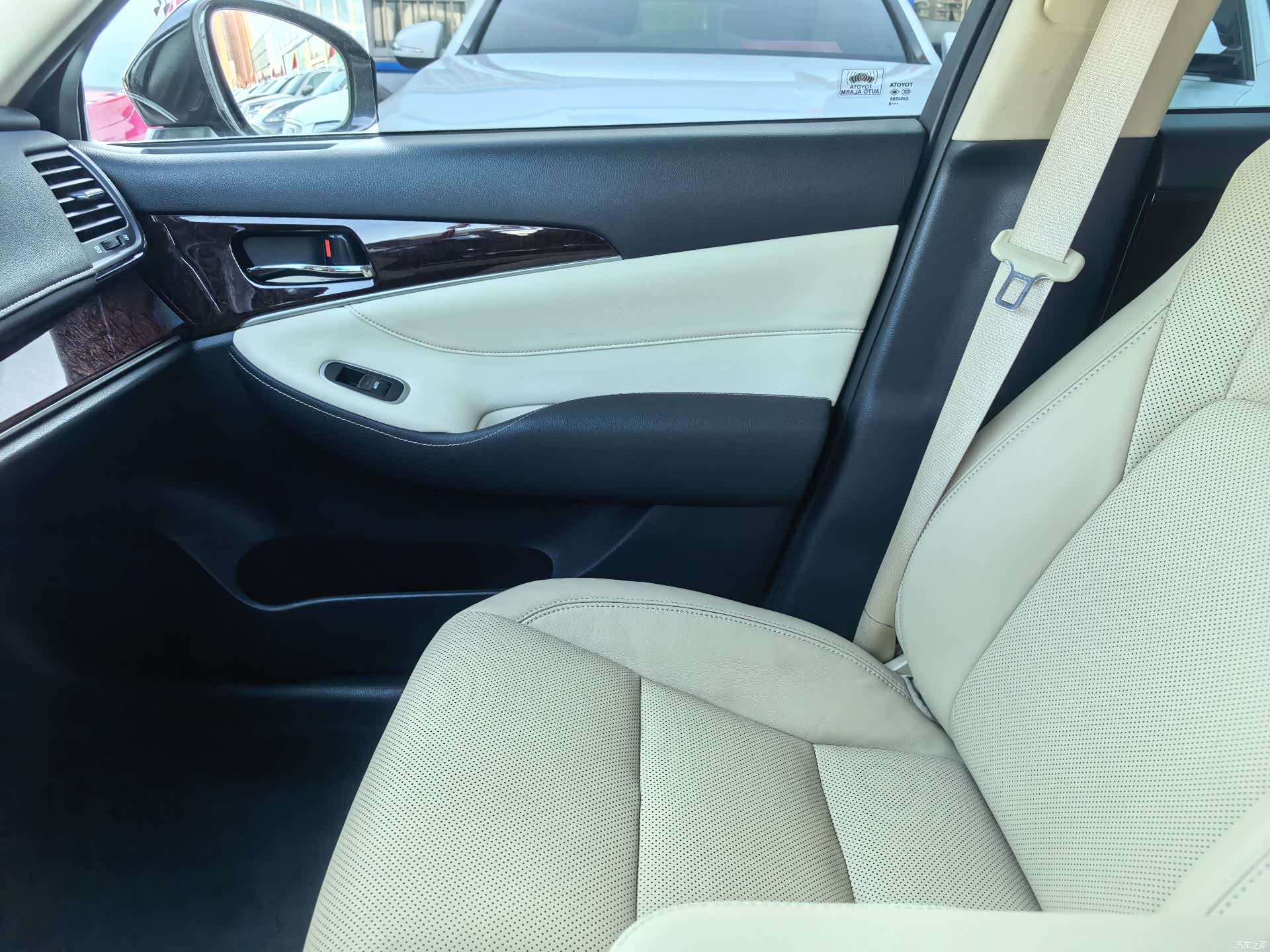 Toyota Crown, 2018 14