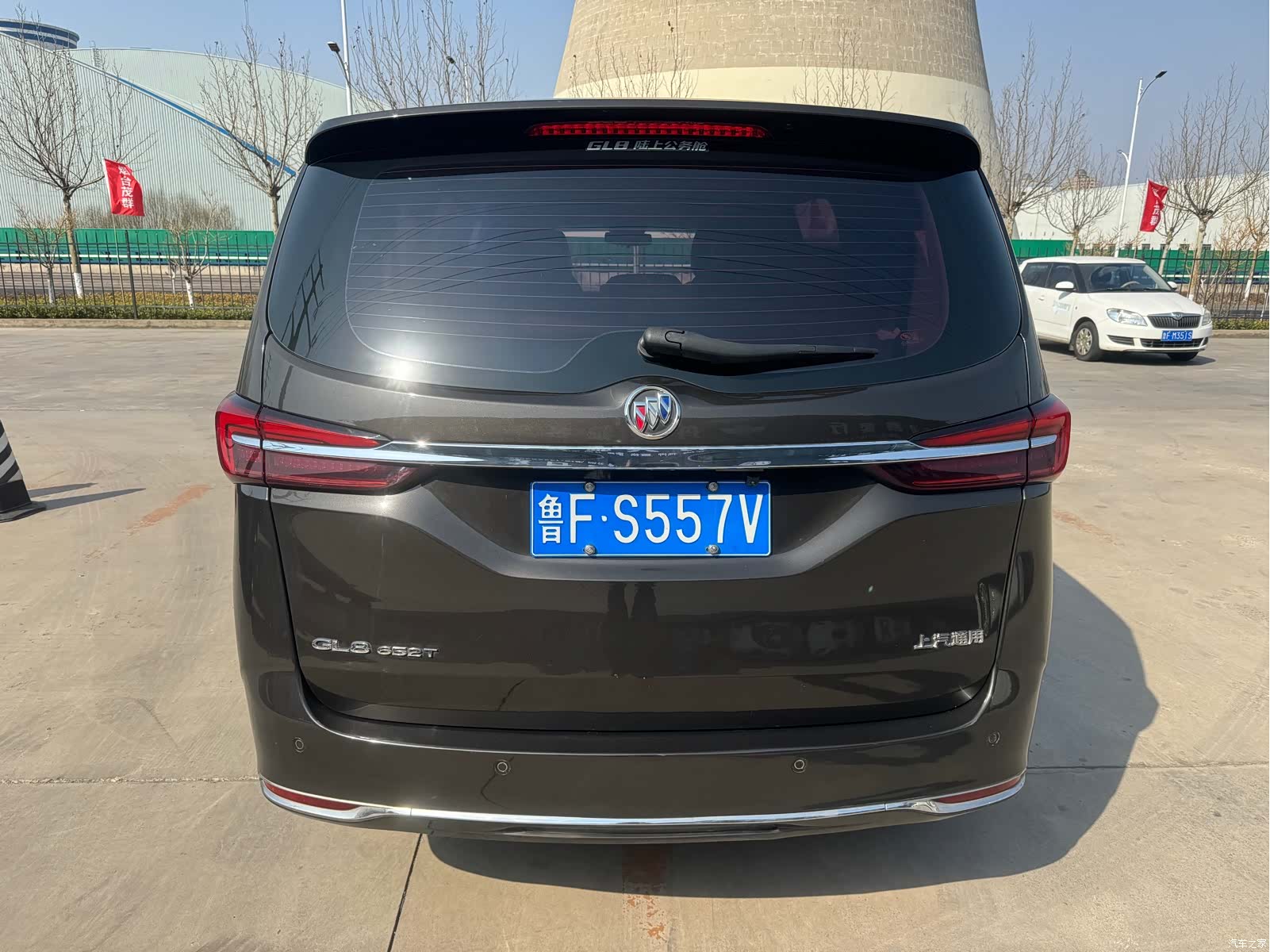 Buick GL8, 2021 9