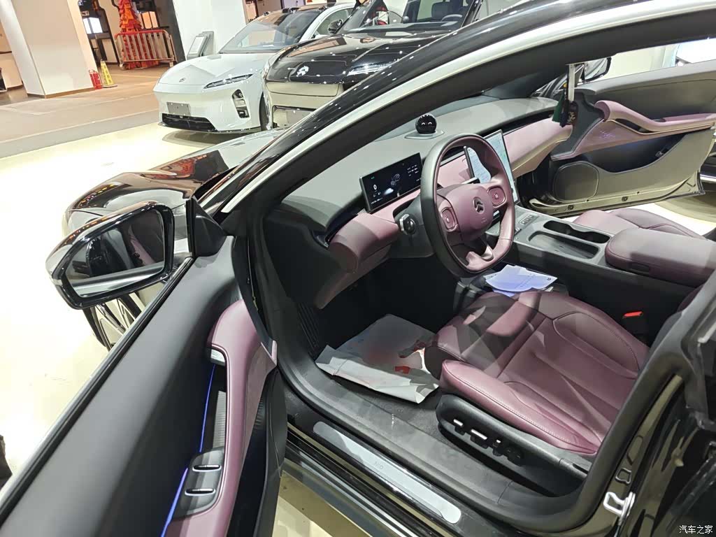 NIO ET5, 2024 12