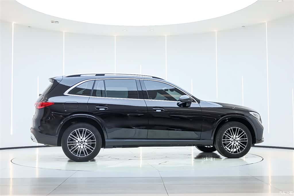 Mercedes-Benz GLC, 2026 все фото