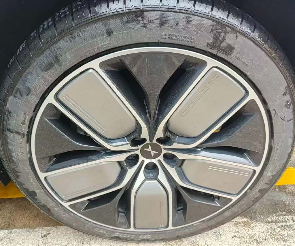 Xpeng G9, 2023 10
