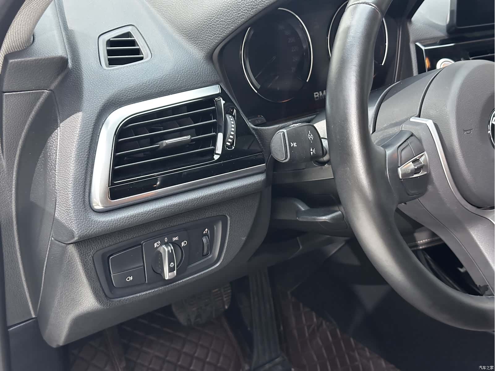 BMW 1 Series, 2022 13