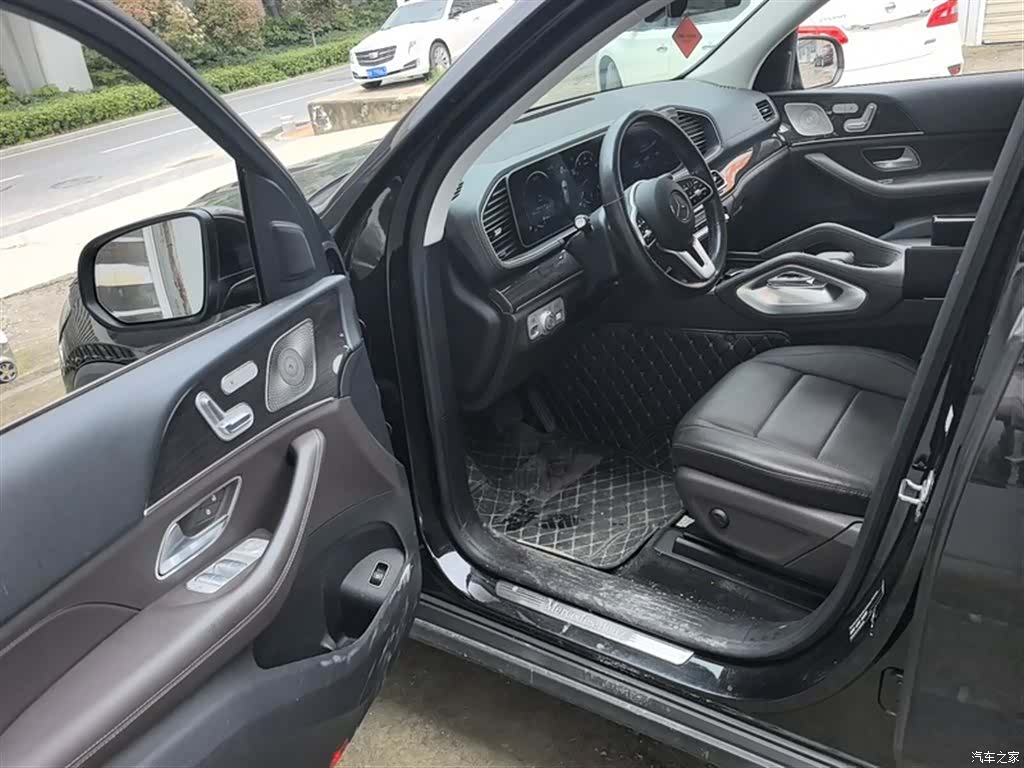 Mercedes-Benz GLE, 2022 7