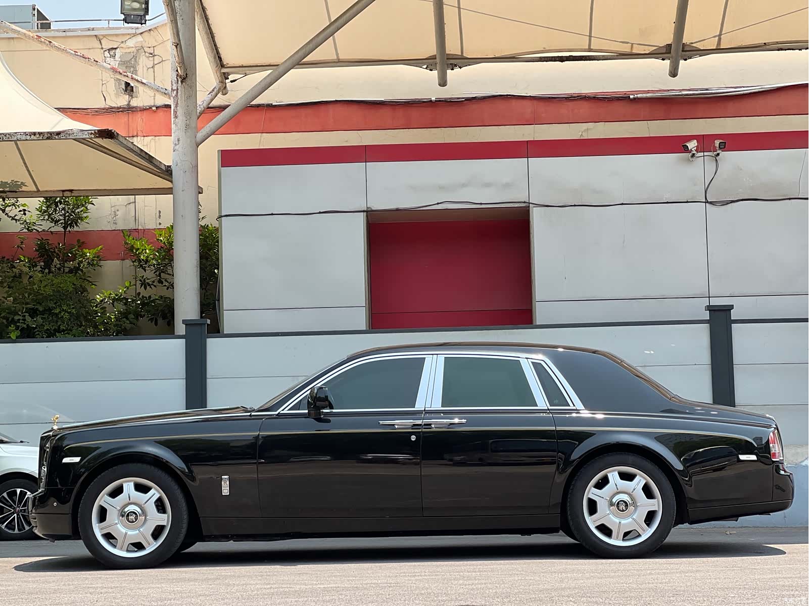 Rolls-Royce Phantom, 2015 7